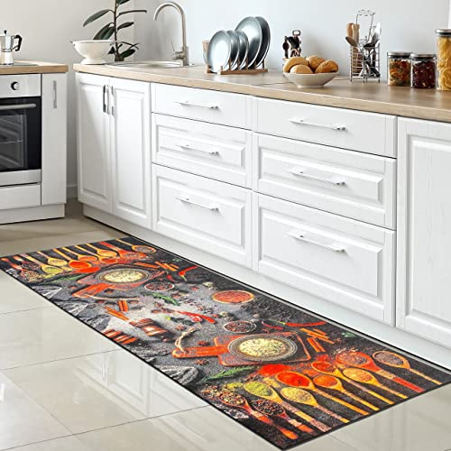 CARPETIA Küchenteppich Kräuter Gewürze Kochlöffel Bunt 80x200 cm | Rutschfest, pflegeleicht, schmutzabweisend und langlebig, OEKO-TEX geprüft, für Fußbodenheizung, Küche & Flur