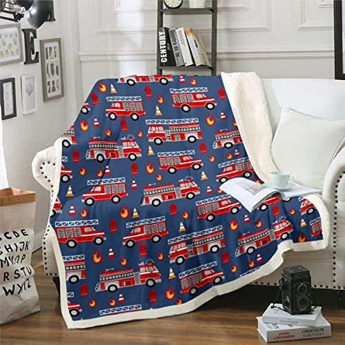 Homewish Feuerwehr Lastkraftwagen Decke Rote Feuerwehr Lastkraftwagen Kuscheldecke Bett Marine Sherpa Decke Jungen Cartoon Auto Fleecedecken Leichte Weiche Kuschelige Fuzzy Decken Weich 130x150cm
