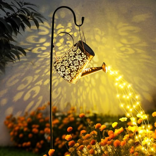 GIGALUMI Annaffiatoio solare con luci da giardino, impermeabile, in metallo, ornamento con luci a corda, lanterna solare da appendere con staffa per cortile, prato, vialetto, patio (fiorellino)