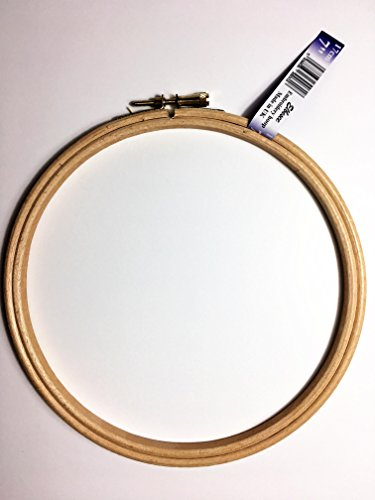 Milward Beech Wood Embroidery Hoop - 7in 17.8cm Diameter for Cross Stitch, Needlework & Crafts, Durable, Smooth Finish, Adjustable Wooden Frame, Metal Screw Clasp For Varied Thickness of Fabric