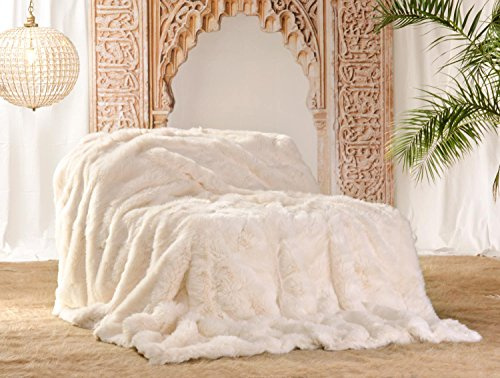 Wohnen & Accessoires Luxuriöse Felldecke Kaninchen Creme weiß - 5 Größen - 150x200cm bis XXL Kunstfell Webpelzdecke Felloptik Fellimitat (Felldecke 170x220cm)