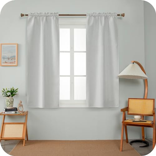 GIRASOLE HOME Coppia Tende Barbados Termiche Totalmente Oscuranti 2 Pannelli da 55x150cm con Tasca, Greige