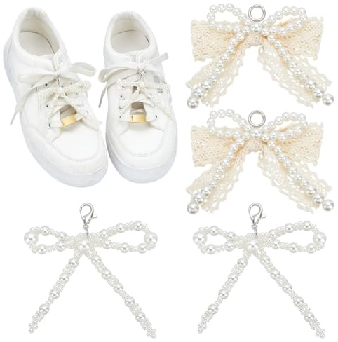 WEBEEDY 4 PCS Perle Bow Shoe Charms pour Sneakers Élégant Perle Noeud Papillon Lacets avec Anneau à Ressort Chaîne de Perles DIY Lacet de Chaussure Accessoires de Sneakers pour Femmes