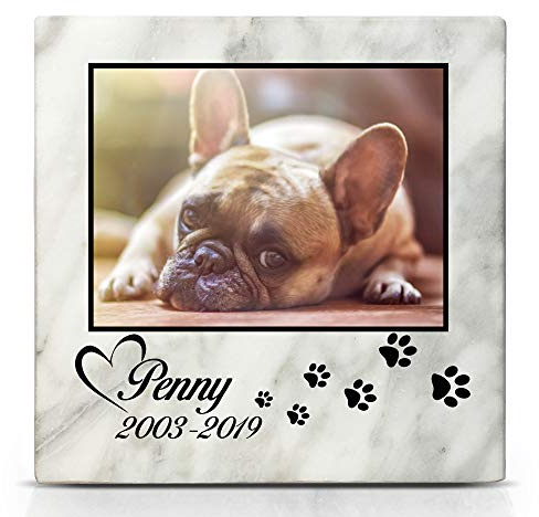 TULLUN Individueller Personalisierter Weißer Natur Marmor Gedenkstein für Hunde, Katze und andere Haustiere - Größe 10 x 10 cm - Foto und Pfotenabdruck