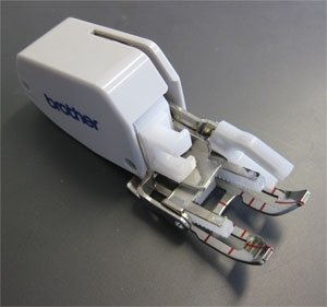 BROTHER Stoffobertransportfuß 7 mm, offen