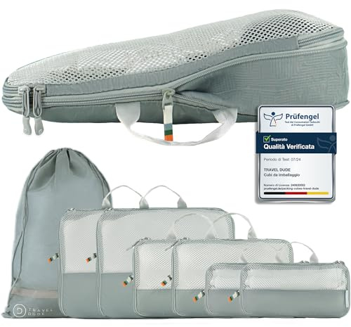 TRAVEL DUDE Packwürfel Set mit Kompression aus recycelten Plastikflaschen, Leichte Packing Cubes, Packtaschen Set für Rucksack und als Koffer Organizer, Zubehör (Stahlblau, 7-teiliges Set)
