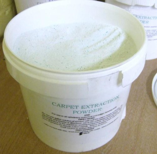 Equip2clean Carpet Cleaner Solution Powder 10kg | Upholstery Cleaner Solution for Extraction Machines | Low Foam Formula with Degreasing Action | Carpet Cleaning Solution for Home & Professional Use