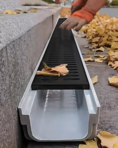 Entwässerungsrinne 60 cm, Kunststoff, mit herausnehmbarem Gitterrost, zur Regenwasserableitung auf landwirtschaftlichen Zufahrten