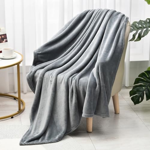 Ikodm Flanell Kuscheldecke,150 * 200cm Fleecedecke, Weich/Warm/flauschig Sofadecke Couchdecke & Wohndecke & Tagesdecke (Grau)
