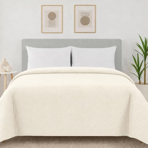 Home Oase Tagesdecke 200x220 cm – Wendedecke aus 100 % Polyester – Weich, pflegeleicht & modern – Bettüberwurf & Kuscheldecke für Doppelbetten (Beige)