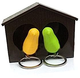Cabilock Vogelhaus Schlüsselanhänger Mit Gelbgrünem Vogel Abs Material Inklusive Spatzen Und Vogelhaus Für Wandmontage Mit Klebeband