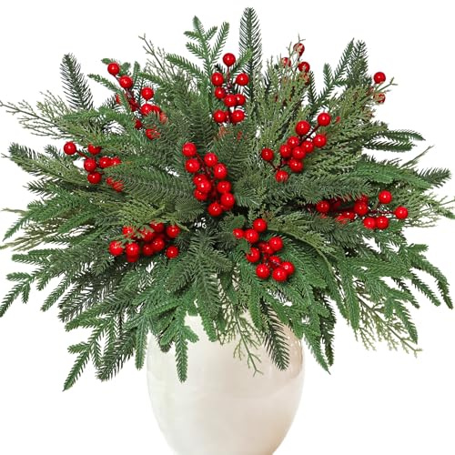 MEIVINES 50 PCS Ramas de Pino Artificial de Navidad 10 PCS Bayas Artificiales de Acebo Plástico Ramas de Agujas de Pino Artificiales Verde para Navidad Guirnalda Decoración del hogar y el jardín (60)