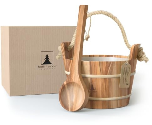 Northwood Sauna - Sauna Bucket and Ladle Set - Handmade from Canadian Red Cedar Wood - Plastic Liner and Rope Handle