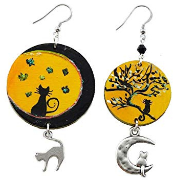 Orecchini dipinti a mano – GATTI CON LA LUNA - Orecchini pendenti da donna, Gioielli in legno dipinti a mano, Gancio in argento, Made in Italy, Bijoux da donna decorati, Lavorazione Artigianale