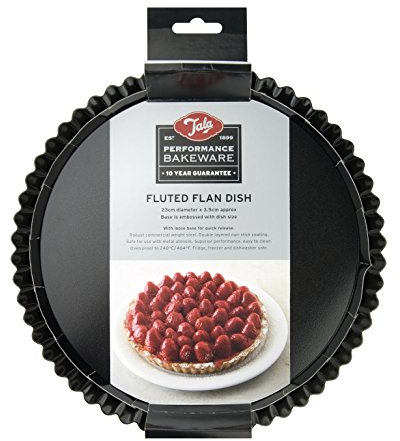 Tala Performance 23 cm Dia Fluted Tart Tin, Professional Gauge Carbon Steel with Eclipse Non-Stick Coating, Loose Base, Perfect for savoury or Sweet tarts, flans, quiches, or Desserts, Black