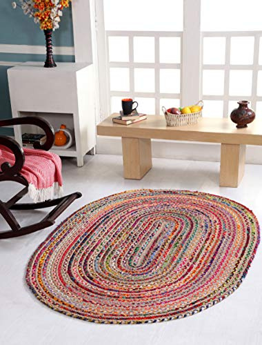 Alfombra trenzada ovalada ecológica Mishran estilo tejido plano con yute natural y material reciclado multicolor 120 cm x 180 cm