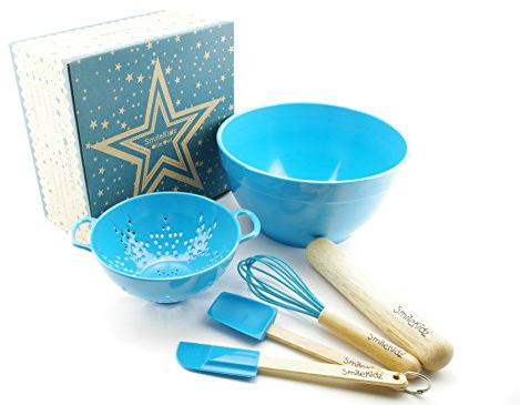 SmileKIDZ ~ OLLIE OWL ~ Deluxe BAKING 7 Piece Starter Set ~ Includes Mixing Bowl, Colander, Silicone Whisk, Mixing Spoon, Spatula, Timber Rolling Pin, Cotton CoverF