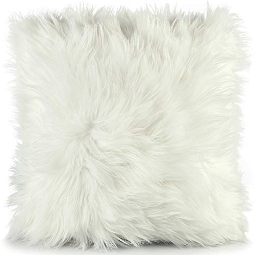 CelinaTex Cuddly Dekokissen 80 x 80 cm weiß Langhaar Zierkissen dekoratives Fellimitat Sofakissen Kunstfell Kissen