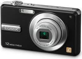 Panasonic Lumix DMC-F3 Digital Camera 12.1 Megapixel with 4x optical Zoom 28 mm wide angle Lens 2.7-Inch LCD Black (Renewed)