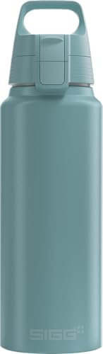 SIGG - Alu Trinkflasche - WMB Pathfinder Morning Blue - ClimatePartner Zertifiziert - Für Kohlensäurehaltige Getränke Geeignet - Auslaufsicher - Federleicht - BPA-frei - Outdoor - Morgenblau - 1 L