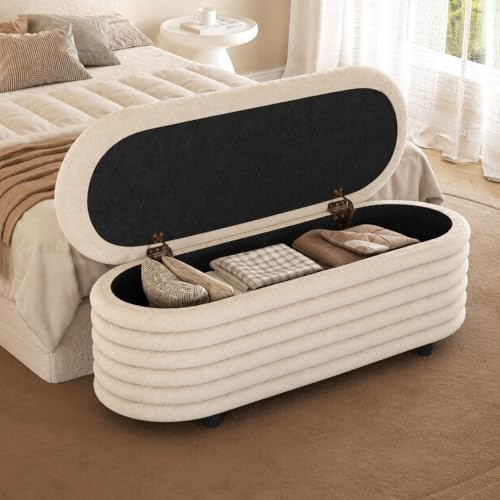 Guyii Banc Coffre de Rangement Écru 116,5 cm, Bout de Lit Rembourré | Tissu effet peau de mouton, rangement, mousse haute résilience, pour chambre et entrée, charge max. recommandée 150 kg