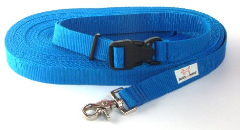 DOGS and MORE - VERLÃ„NGERBARE Schleppleine mit LÃ–SBARER Handschlaufe - Basis 15 Meter (Blau; 25 mm breit) / Suchleine/Feldleine