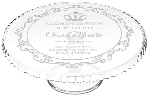 Maverton Kuchenplatte mit Gravur - personalisiert - Tortenständer mit Fuß - Geschenkidee für Hobbybäckerin & Naschkatze - Geburtstagsgeschenk für Frauen - Königin