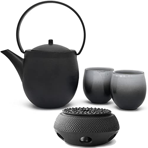 Bredemeijer Gusseisen Tee Set 1.2 Liter Teekanne mit Stövchen & 2 Porzellan-Tassen (Becher) & Edelstahl Tee-Filter Sieb-Einsatz - ideal für lose Teesorten