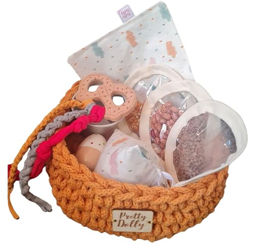 PRETTY DOLLY - Cesta de los tesoros para bebé con 8 artículos hecha a mano - Cesto sensorial - Juego de estimulación temprana - Jugete para bebé Montessori desde los 4 a los 18 meses (Mostaza)