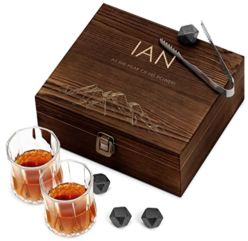 Maverton Whiskey Stones Set with 2 Glasses, 8 Reusable ice Cubes, Power | Chilling Rocks in Wooden Engraved Box, Present for a Whiskey Lover, Birthday Gift for Men, for Connoisseur