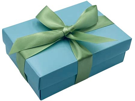 Blaue Geschenkbox mit Deckel | Wählen Sie Ihre Farbe | Kleine flach verpackte Geschenk-Boxen für Geschenke, Geburtstage oder Baby-Geschenke | Größe 148 x 105 x 80 mm (Salbei Ribbon 63)