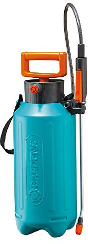 Pulverizador de presión GARDENA 5 l: pulverizador de presión con indicador de nivel, mango de lanza especial, manguera larga, correa para el hombro y válvula de alivio de presión (822-20)
