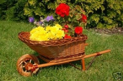 Schubkarre aus Korbgeflecht, 65 cm, Gartendeko, Kaminkorb, Kaminholzkorb aus Korbgeflecht, Rattan, Weidenkörbe, bepflanzen möglich, aus hochwertigem Korbmaterial, Korbgeflecht, Rattan, Weinkörbe, Weidenkorb, Pflanzkorb, Blumentöpfe, keine Holzschubkarre, Pflanztrog, Pflanzgefäß, Pflanzschale, Blumentopf, Pflanzkasten, Übertopf, Übertöpfe, Pflanzkarre, Blumentopf, Pflanzgefäß, Pflanztöpfe, Pflanzkübel, Pflanzkarre