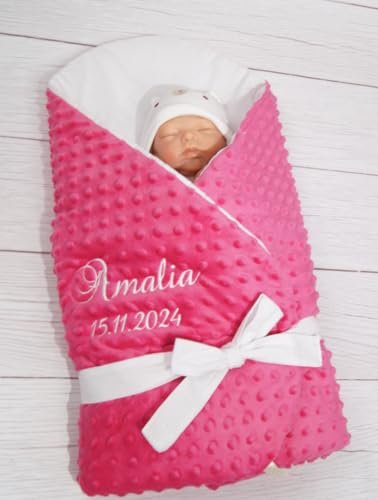 BotoBaby ★ Zweilagige Einschlagdecke Babydecke mit Namen und Datum Bestickt ★ Minky Hörnchen ★ Baumwolle ★ Füllung ★ 75x75 cm ★ (Pink 2 - Weiß)