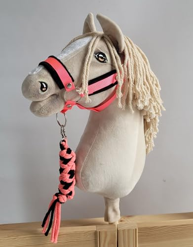 Hobby Horse Set: Kante A3 mit schwarzem Fell + Schnur binden - neon-pink/schwarz