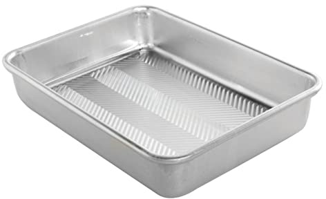 Nordic Ware Prism 9 x 13 Rectangular Cake Pan, Aluminium Baking Tin with Improved Airflow, Premium Bakeware Made in The USA, Silver