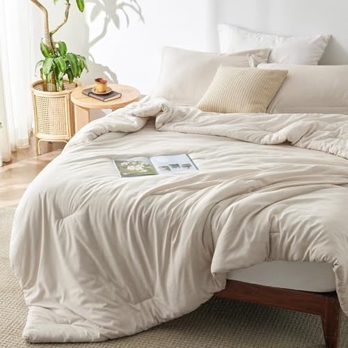 Bedsure King Size Comforter Set - Beige King Comforter Set, Soft Bedding for All Seasons, Cationic Dyed Bedding Set, 3 Pieces, 1 Comforter (104x90) and 2 Pillow Shams (20x36+2)