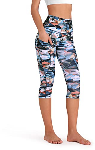 ODODOS Women's High Waisted Pattern Yoga Capri Leggings with Pockets, Tummy Control Non See Through Sports Athletic Workout Running Capris, FineArt, Medium