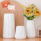 UCAMP Jarrón de Cerámica Blanco,Juego de 3 Jarrones de Cerámica,Jarrón de Flores Jarrones Decorativos Modernos,Jarrones para Sala de Estar,Boda,Mesa de Cena,Jarron Ceramica para Decoración del Hogar