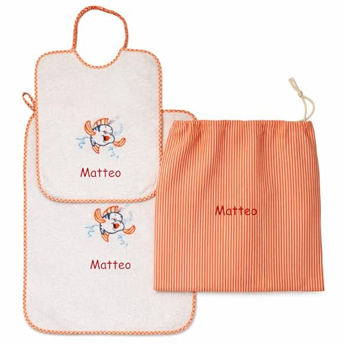 Coccole - Set Asilo Nido Personalizzato - Set Asilo Personalizzato con Nome Bavaglino, Sacca e Asciugamano - Kit Asilo 3pz Bimbo/Bimba - Pesciolino Arancione