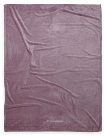 TOM TAILOR Wellsoft Decke, 150x200 cm, 100% Polyester/ Wellsoft, gesäumt mit Logostickerei, WELLSOFT BLANKET Lila (Cozy Mauve)