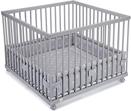 FabiMax Baby Laufgitter 100x100 Grau lackiert, stufenlos höhenverstellbar, mit Schlupfsprossen, Laufstall aus massivem Buchenholz (Weiße Sterne)