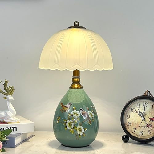 Mengjay Lampada da Tavolo Salotto in ceramica,E27 Lampada da scrivania,Paralume in Vetro,Base Decorata con Fiori e Uccelli,ampada comodino per camera da letto, studio, comodino (Verde)