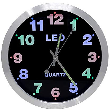 Starlet24 Wanduhr 29,5cm Ø beleuchtet mit bunter LED-Zifferbeleuchtung und Quarz-Uhrwerk (laufruhig, analog, leise, kein Ticken) Silber