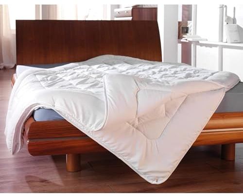 Bestgoodies 4-Jahreszeiten Steppbett Bettdecke - waschbar bei 95°C - 2 Schlafdecken mit Druckknöpfen - Allergiker geeignete Ganzjahresbettdecke