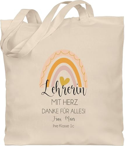 Geschenk mit Namen personalisiert by Shirtracer - Baumwolltasche - Geschenke zum Abschied Lehrerin mit Herz mit Name und Regenbogen | Geschenk Lehrerinnen Abschiedsgeschenk Dankeschön