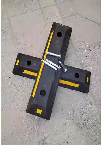 Generico Cunei di parcheggio in Gomma for impieghi gravosi - Confezione da 2 Blocchi di parcheggio ad Alta visibilità for Garage, vialetti e parcheggi, fermaruota(550 * 150 * 100MM/21.7x5.9x3.9)