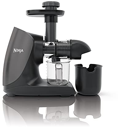 Ninja Juicer with Cold Press Technology and Pulp Control, Slow Juicer, Masticating Juicer, 470ml Juice Jug, 3 Pulp Filters, Cleaning Brush, BPA-Free, Dishwasher Safe Parts, Black JC100UK