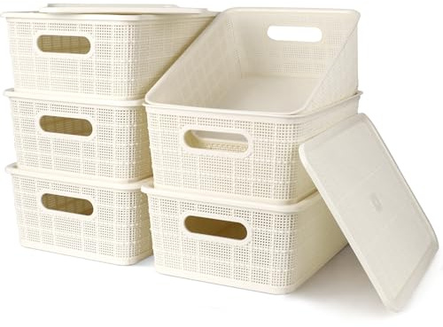 LYCN 6er Set Kleine Aufbewahrungsboxen mit Deckel, 24,5x18,5x9,5cm Rattan-Optik Organizer, Stapelbare Kunststoffkörbe für Bad & Küche, Flechtoptik-Regalkörbe - Weiß