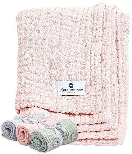 Baby Musselindecke von Nordic Coast Kuscheldecke Einschlagdecke Lätzchen Mulltücher Premium Puckdecke 4 lagig Schmusedecke Erstlingsdecke Spucktuch Mullwindel Babydecke Musselin Rosa, 90x120